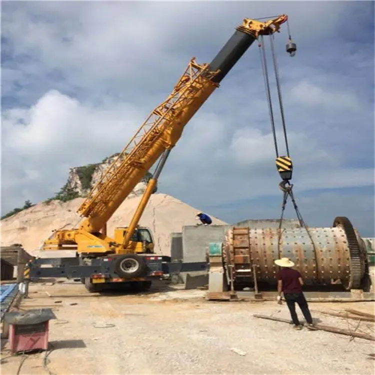 成华吊车的运输费用是否包含在租赁费用中