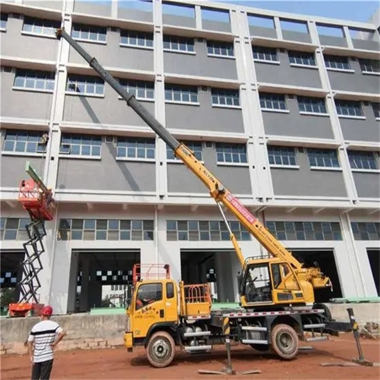 成华高楼层玻璃吊装