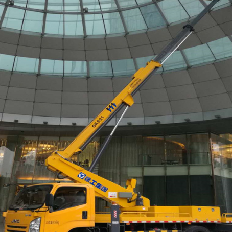 成华附近高空作业车租赁｜安全设备租赁｜高空安装|工程定制化方案｜亿立达设备租赁